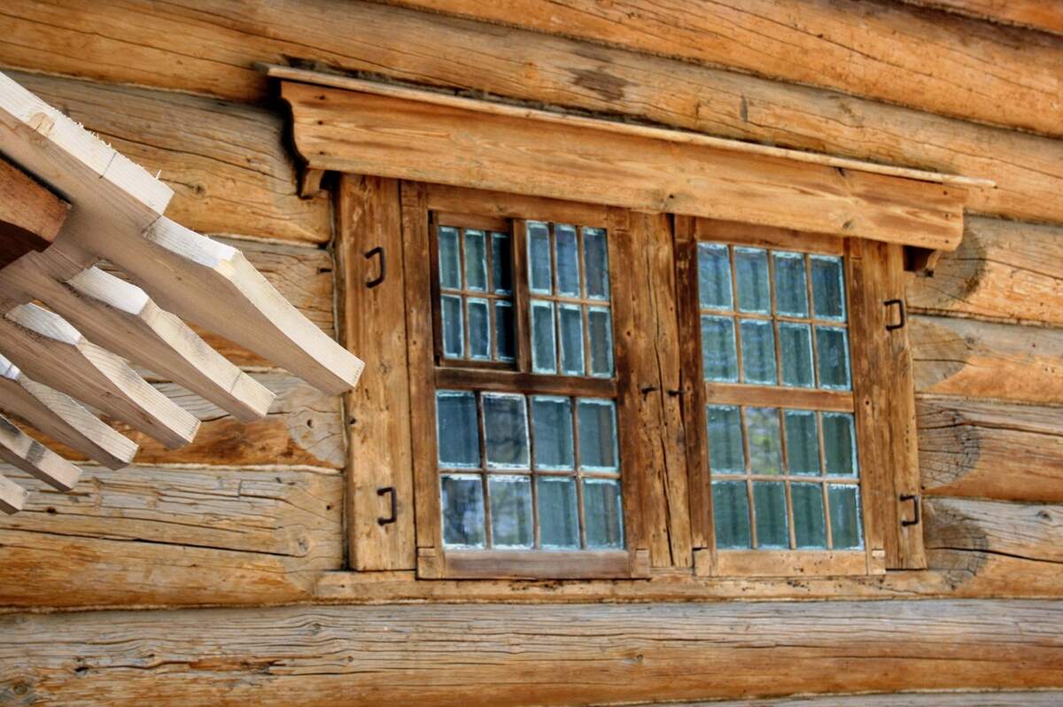Log Cabin Day