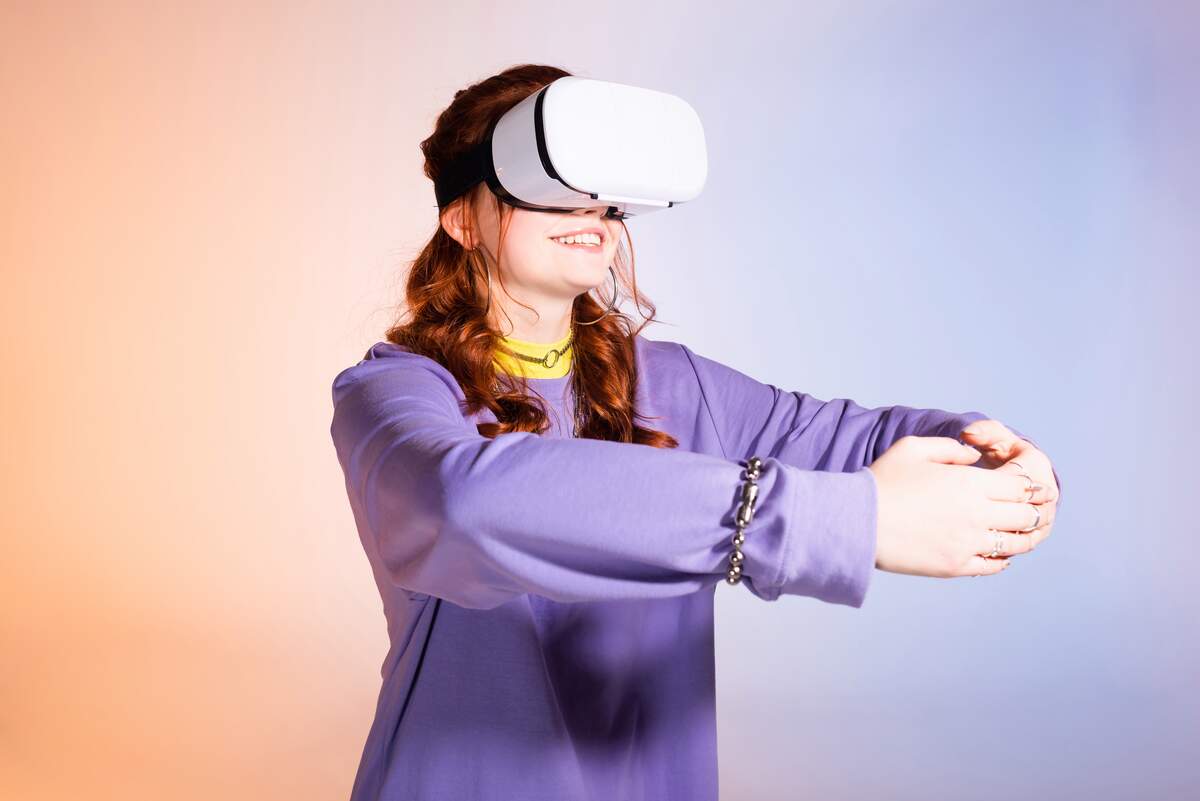 Virtually Hug a Virtual Assistant Day